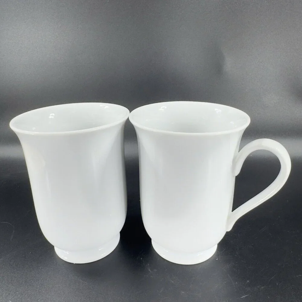 Pottery Barn PB White Porcelain Footed Coffee Mug Cup Set 2 Mugs Cups‎ Japan VTG